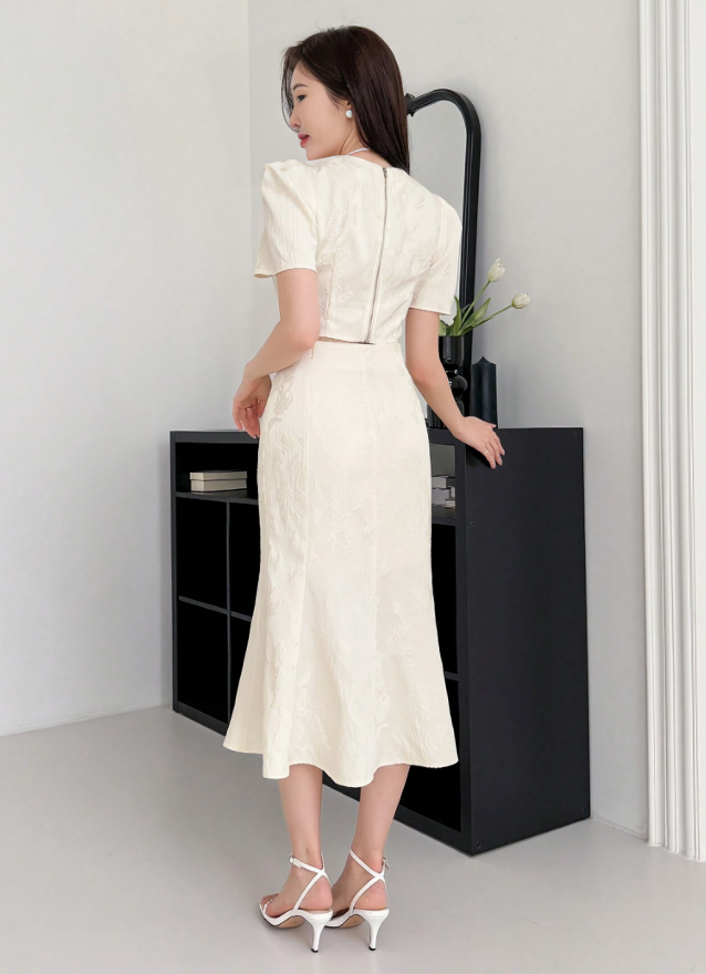 White Elegant Puff Sleeve & Fishtail Skirt Set